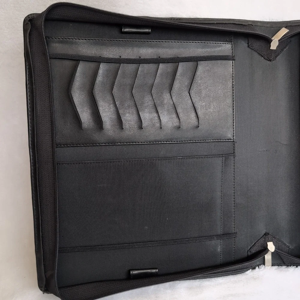 Vintage 90s Day-Timer Black Zip Portfolio Briefcase Executive Organizer Handle